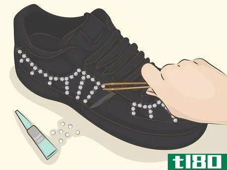 Image titled Customize Black Shoes Step 13