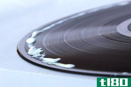 Image titled Clean a Vinyl Record with Wood Glue Step 8