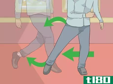 Image titled Dance at a Nightclub Step 2