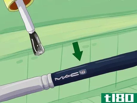 Image titled Clean Mac Makeup Brushes Step 9