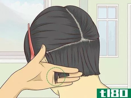 Image titled Cut the Back of a Bob Haircut Step 9