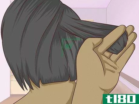 Image titled Cut the Back of a Bob Haircut Step 16