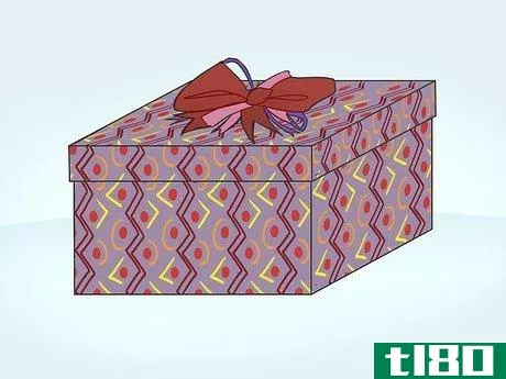 Image titled Decorate a Gift Box Step 39