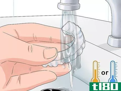 Image titled Clean a Plastic Retainer Step 1