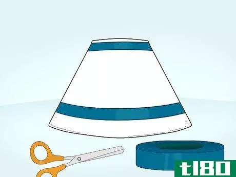 Image titled Decorate a Lampshade Step 13
