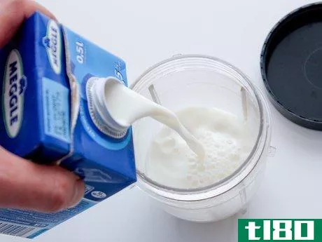 Image titled Foam Milk Step 1