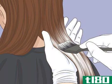 Image titled Fix Uneven Hair Color Step 10