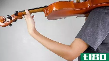Image titled Do Vibrato on a Violin Step 14