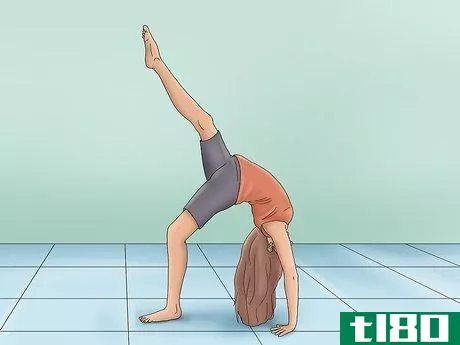 Image titled Do to Back Walkovers on the Beam Step 3