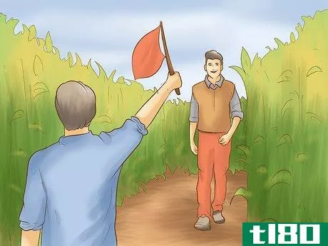 Image titled Find Your Way Through a Corn Maze Step 10