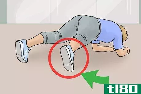 Image titled Do the 6 Step (Breakdancing) Step 6