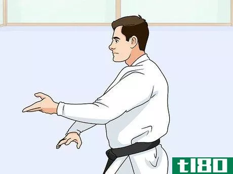 Image titled Discover Your Fighting Style Step 7