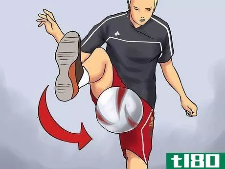 Image titled Do Freestyle Football Tricks Step 6