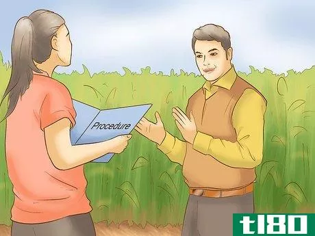 Image titled Find Your Way Through a Corn Maze Step 19
