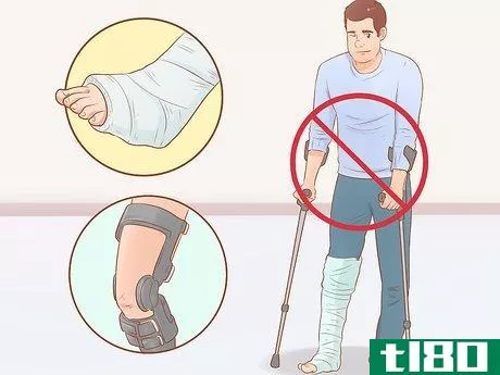 Image titled Fake an Injury Step 9