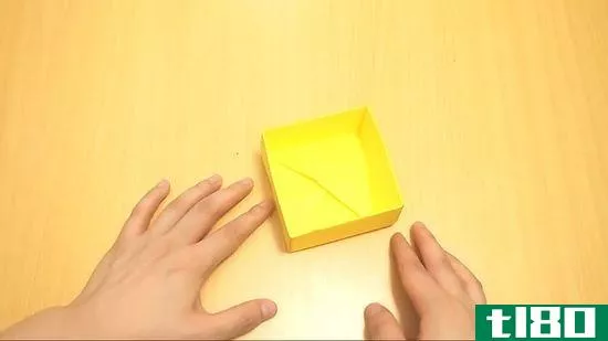 如何折叠折纸盒的隔板(fold a divider for an origami box)