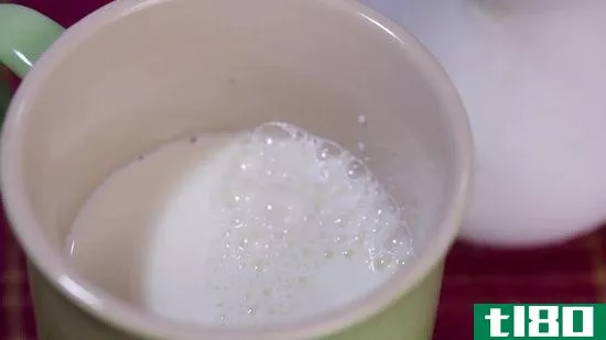 如何没有花哨工具的卡布奇诺泡沫牛奶(froth milk for cappuccino without fancy tools)