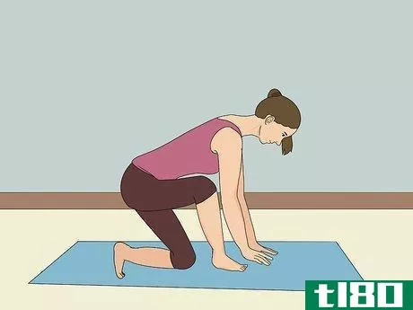 Image titled Do a Kneeling Hip Flexor Stretch Step 10.jpeg