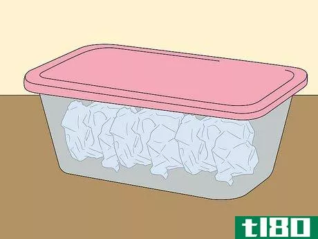 Image titled Fix Smelly Plastic Containers Step 6