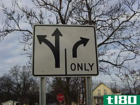Image titled Turn Lane Sign