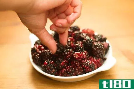 Image titled Freeze Blackberries Step 1