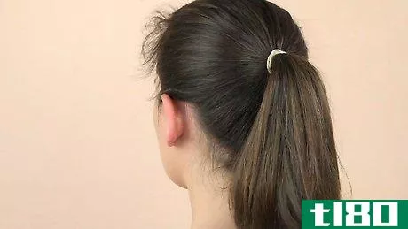 Image titled Do a Quick and Easy Hair Bun Step 5
