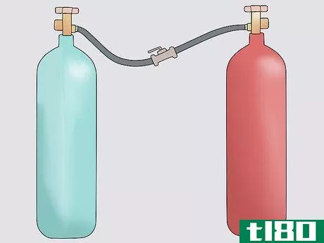 如何演示膨胀气体的冷却(demonstrate the cooling of expanding gas)