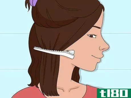 Image titled Flat Iron Short Hair Step 11