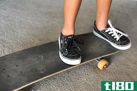 Image titled Basic skateboard Step 1