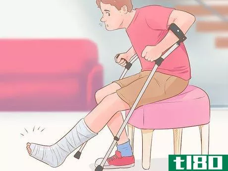 Image titled Fake an Injury Step 8