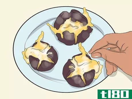 Image titled Eat a Fig Step 6