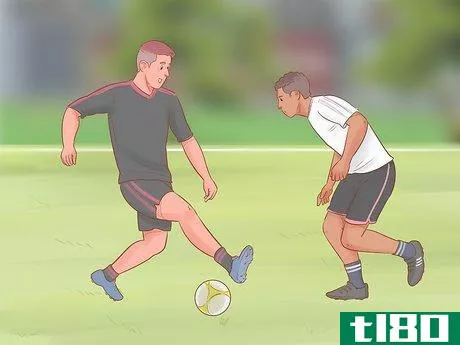 Image titled Dribble a Soccer Ball Past an Opponent Step 5