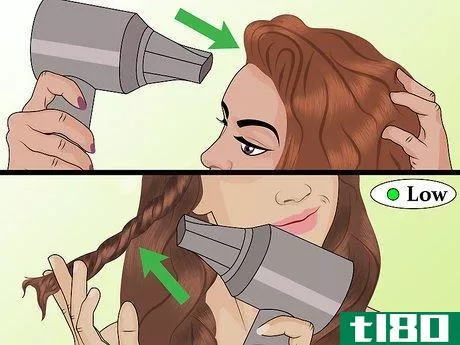 Image titled Get Beachy Waves Without Salt Step 17