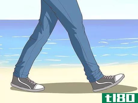 Image titled Fix Hyperextended Knees Step 15