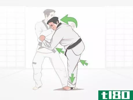Image titled Execute Jump Kicks (Twio Chagi) in Taekwondo Step 8