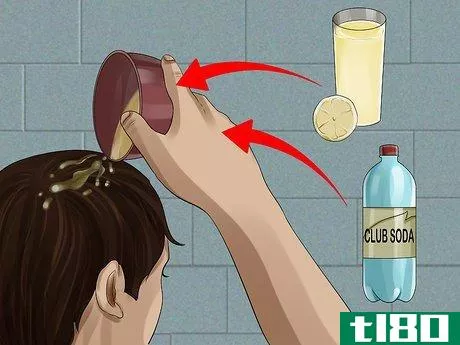 Image titled Get Chlorine Out of Your Hair Step 7