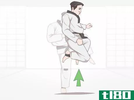 Image titled Execute Jump Kicks (Twio Chagi) in Taekwondo Step 26