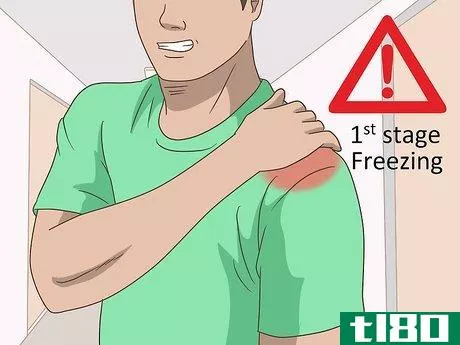 Image titled Diagnose a Frozen Shoulder Step 1