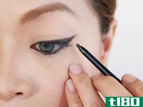 Image titled Do Eye Makeup for Blue Eyes Step 9