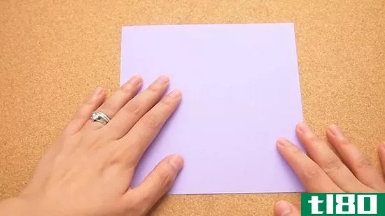 如何把纸对折(fold paper in half)