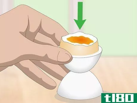 Image titled Eat Soft Boiled Eggs Step 2