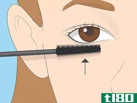 Image titled Do Eyeliner on Hooded Eyelids Step 10