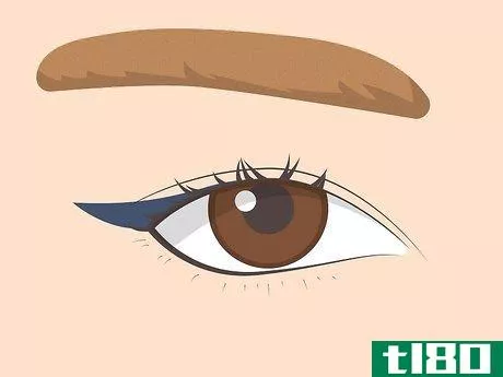 Image titled Do Eyeliner on Hooded Eyelids Step 5
