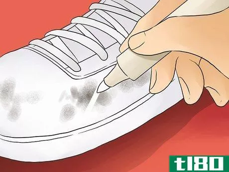 Image titled Keep White Sneakers Clean Step 4