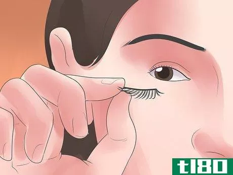 Image titled Grow Back Your Eyelashes After They Fall Out Step 10