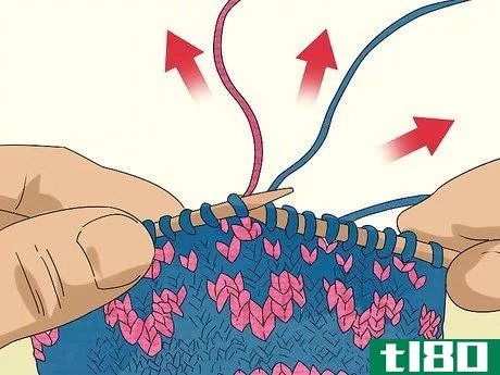Image titled Hold Yarn when Stranded Knitting Step 4