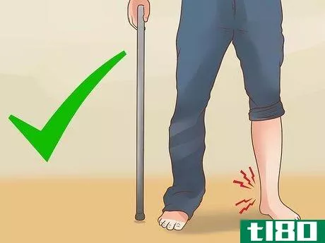 Image titled Hold and Use a Cane Correctly Step 4