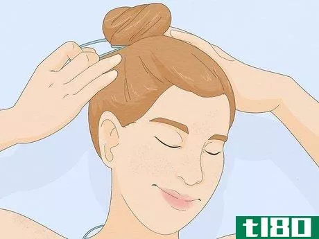 Image titled Keep Your Hair from Getting Wet While Swimming Step 1