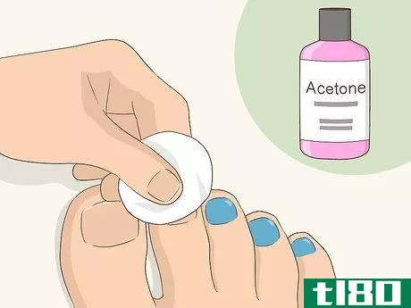 Image titled Give Yourself a Pedicure Using Salon Techniques Step 1