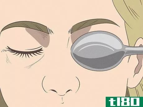 Image titled Get Rid of Puffy Eyes from Crying Step 3